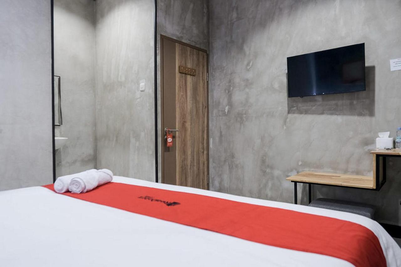 Reddoorz @ Sekip Medan Hotel Exterior photo